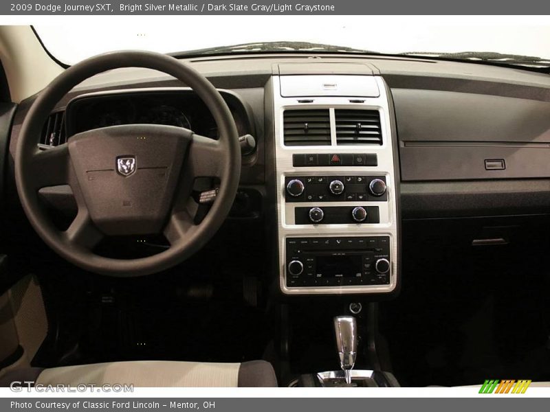 Bright Silver Metallic / Dark Slate Gray/Light Graystone 2009 Dodge Journey SXT