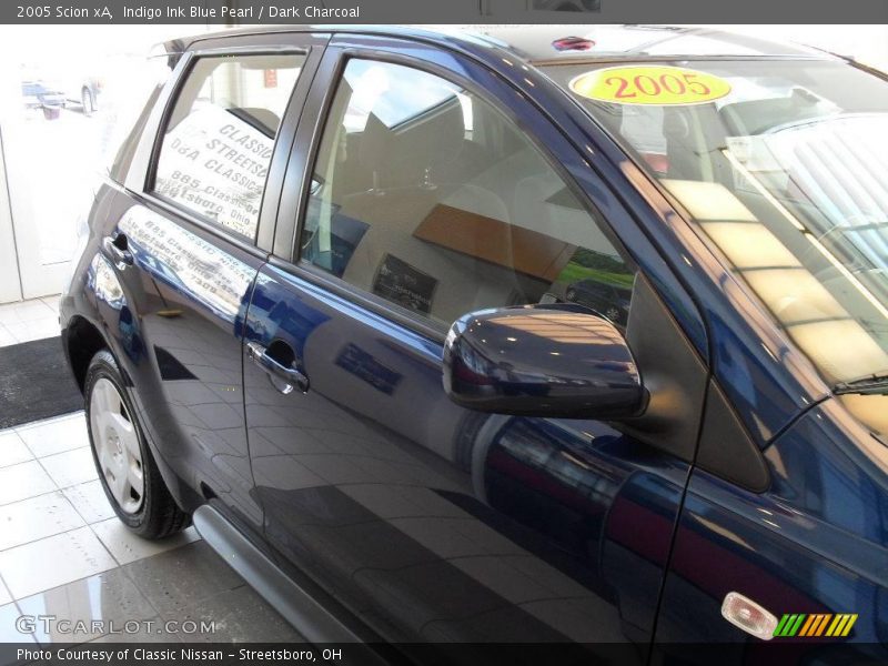 Indigo Ink Blue Pearl / Dark Charcoal 2005 Scion xA