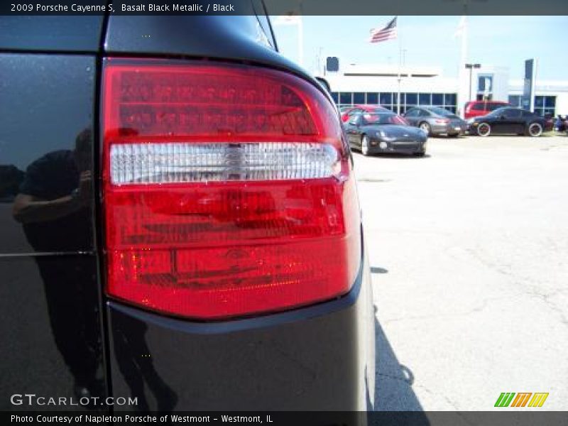 Basalt Black Metallic / Black 2009 Porsche Cayenne S