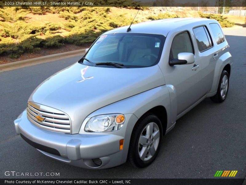 Silver Ice Metallic / Gray 2009 Chevrolet HHR LT