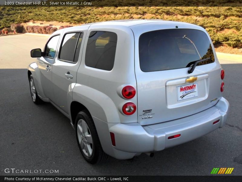 Silver Ice Metallic / Gray 2009 Chevrolet HHR LT