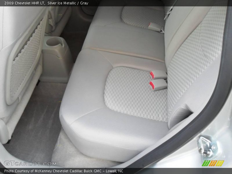 Silver Ice Metallic / Gray 2009 Chevrolet HHR LT