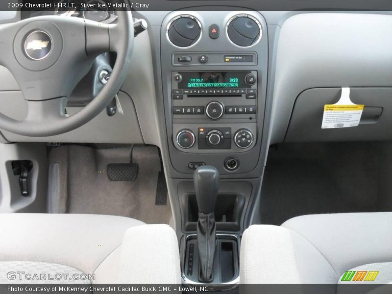 Silver Ice Metallic / Gray 2009 Chevrolet HHR LT