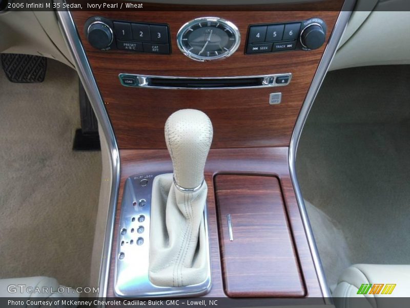 Ivory Pearl / Wheat 2006 Infiniti M 35 Sedan