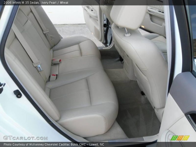 Ivory Pearl / Wheat 2006 Infiniti M 35 Sedan