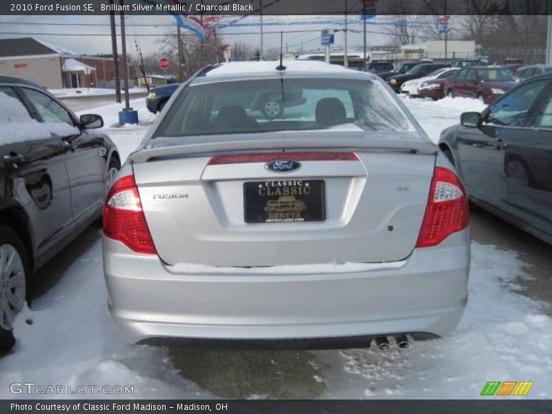 Brilliant Silver Metallic / Charcoal Black 2010 Ford Fusion SE