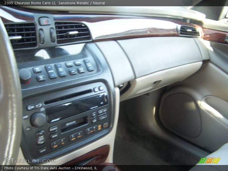 Sandstone Metallic / Neutral 2005 Chevrolet Monte Carlo LS