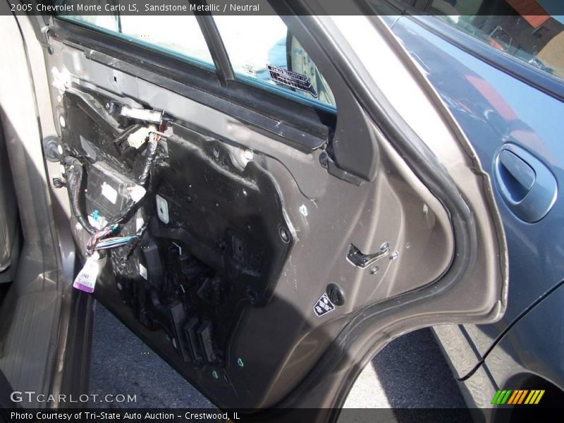 Sandstone Metallic / Neutral 2005 Chevrolet Monte Carlo LS
