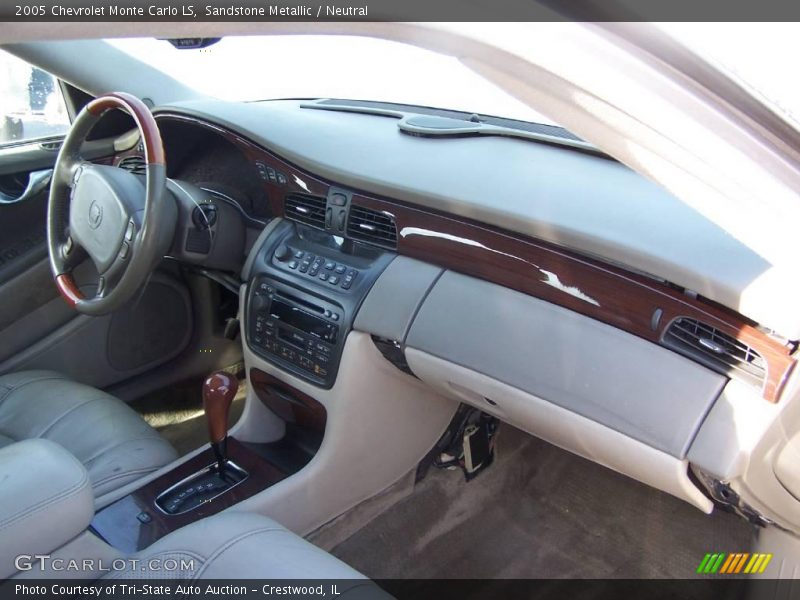 Sandstone Metallic / Neutral 2005 Chevrolet Monte Carlo LS