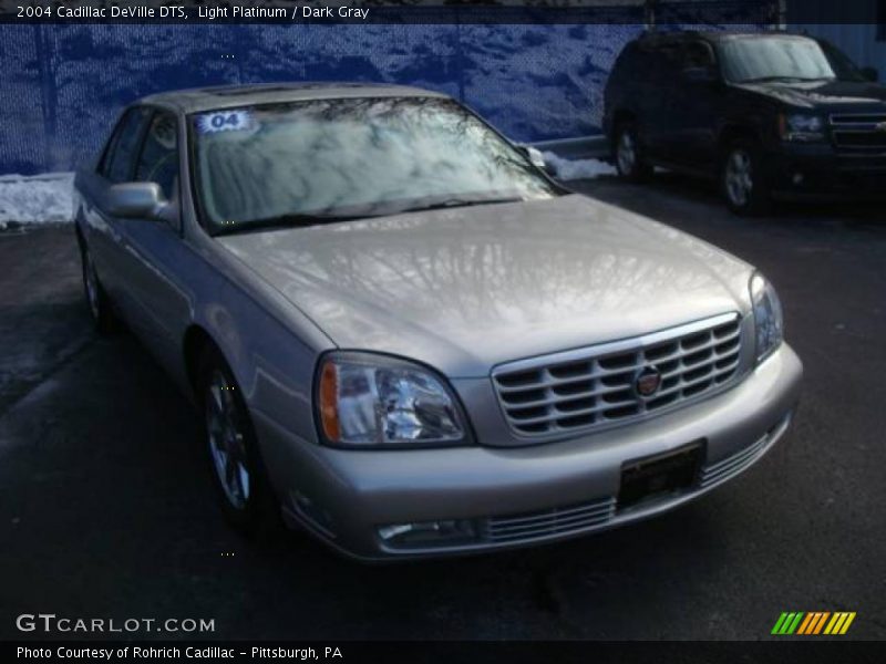 Light Platinum / Dark Gray 2004 Cadillac DeVille DTS