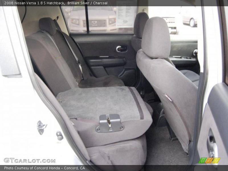 Brilliant Silver / Charcoal 2008 Nissan Versa 1.8 S Hatchback