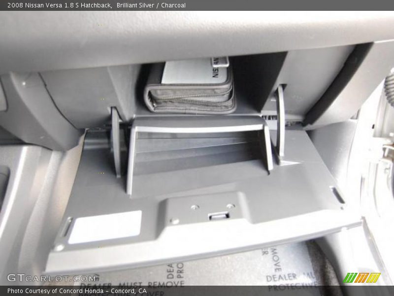 Brilliant Silver / Charcoal 2008 Nissan Versa 1.8 S Hatchback