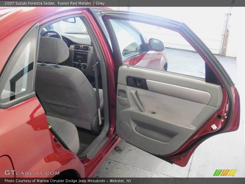 Fusion Red Metallic / Grey 2007 Suzuki Forenza Sedan