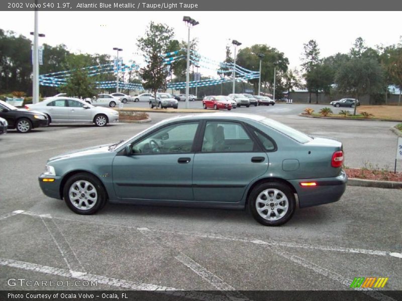 Atlantic Blue Metallic / Taupe/Light Taupe 2002 Volvo S40 1.9T