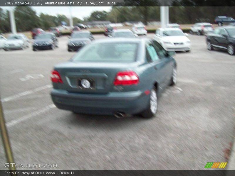 Atlantic Blue Metallic / Taupe/Light Taupe 2002 Volvo S40 1.9T