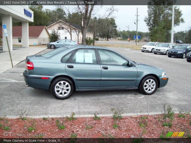 Atlantic Blue Metallic / Taupe/Light Taupe 2002 Volvo S40 1.9T