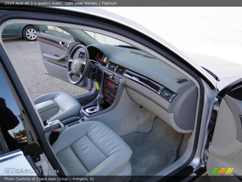 Light Silver Metallic / Platinum 2004 Audi A6 3.0 quattro Avant