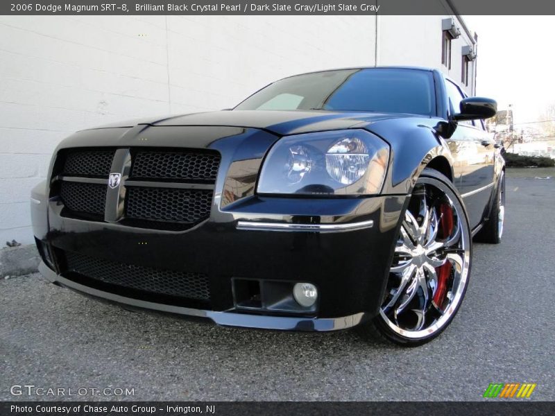 Brilliant Black Crystal Pearl / Dark Slate Gray/Light Slate Gray 2006 Dodge Magnum SRT-8
