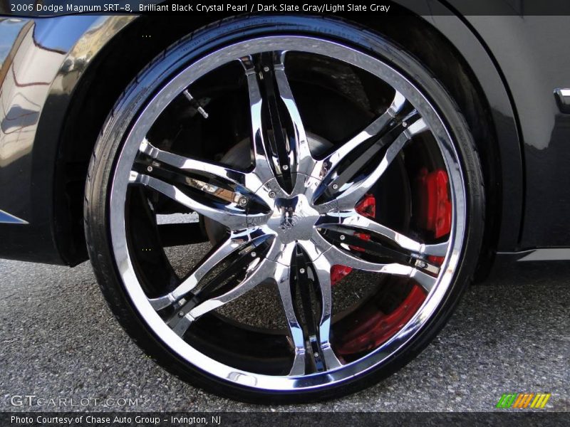 Brilliant Black Crystal Pearl / Dark Slate Gray/Light Slate Gray 2006 Dodge Magnum SRT-8
