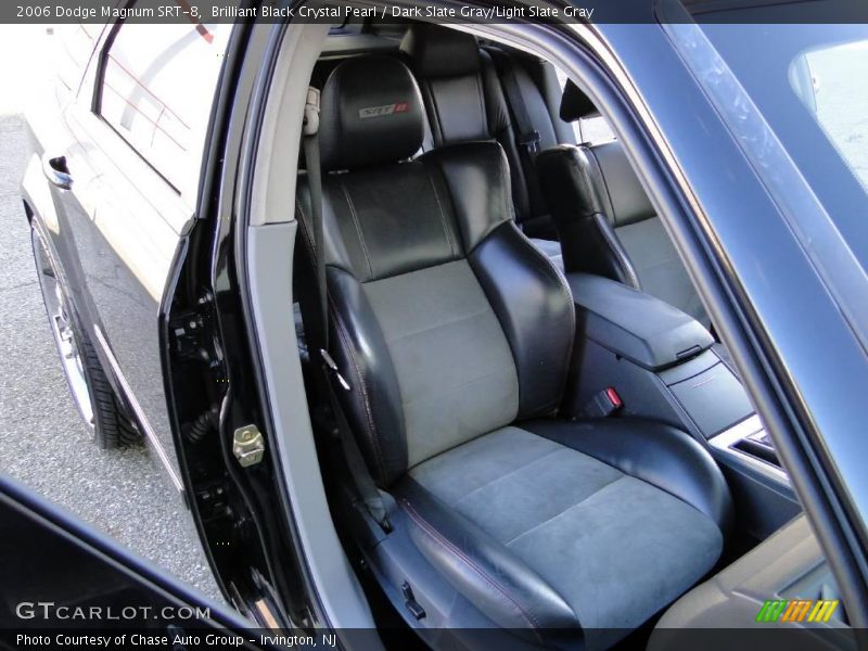 Brilliant Black Crystal Pearl / Dark Slate Gray/Light Slate Gray 2006 Dodge Magnum SRT-8