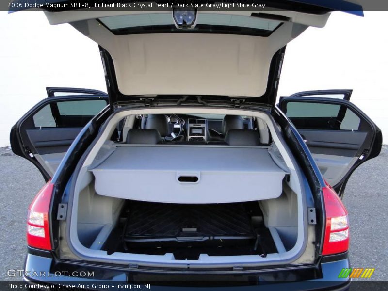Brilliant Black Crystal Pearl / Dark Slate Gray/Light Slate Gray 2006 Dodge Magnum SRT-8