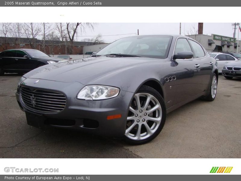 Grigio Alfieri / Cuoio Sella 2005 Maserati Quattroporte