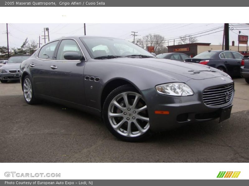 Grigio Alfieri / Cuoio Sella 2005 Maserati Quattroporte