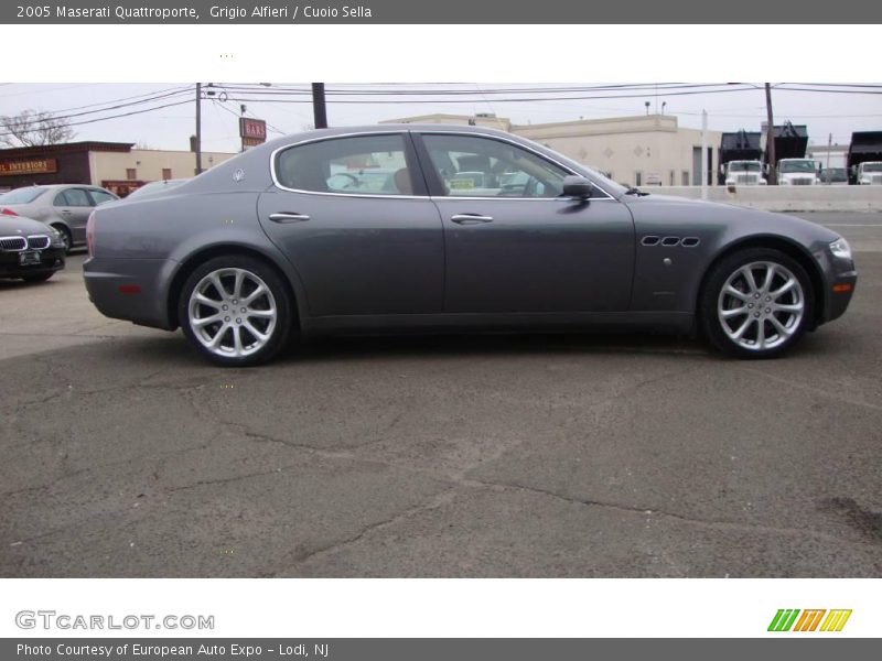 Grigio Alfieri / Cuoio Sella 2005 Maserati Quattroporte