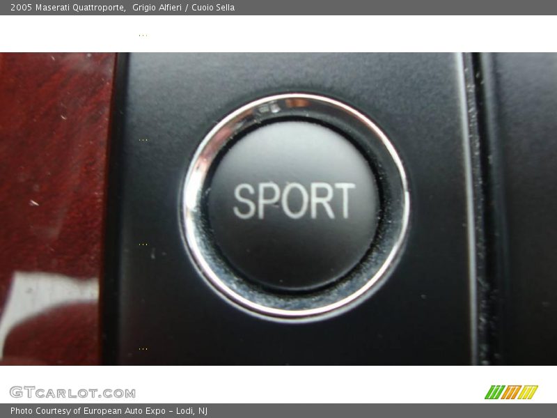 Grigio Alfieri / Cuoio Sella 2005 Maserati Quattroporte