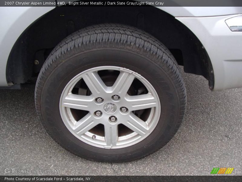 Bright Silver Metallic / Dark Slate Gray/Light Slate Gray 2007 Chrysler Aspen Limited 4WD