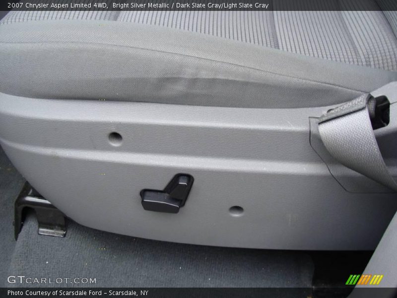 Bright Silver Metallic / Dark Slate Gray/Light Slate Gray 2007 Chrysler Aspen Limited 4WD