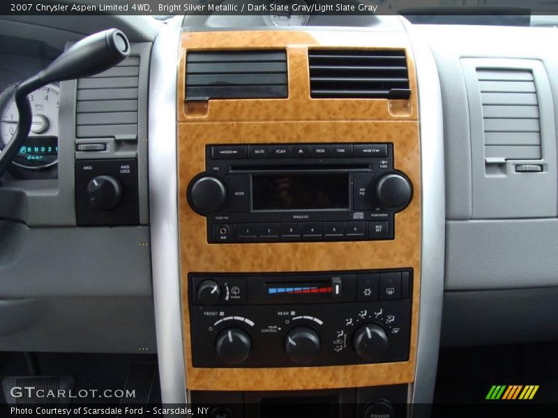 Bright Silver Metallic / Dark Slate Gray/Light Slate Gray 2007 Chrysler Aspen Limited 4WD