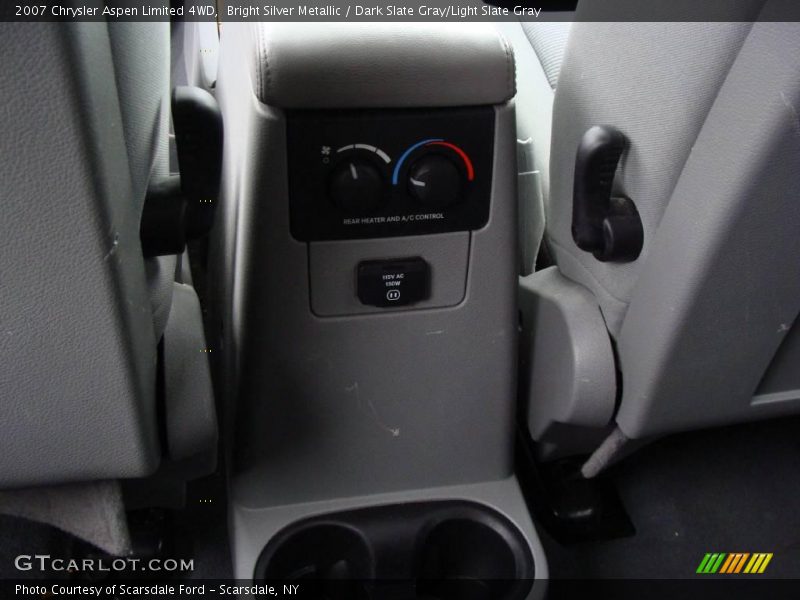 Bright Silver Metallic / Dark Slate Gray/Light Slate Gray 2007 Chrysler Aspen Limited 4WD