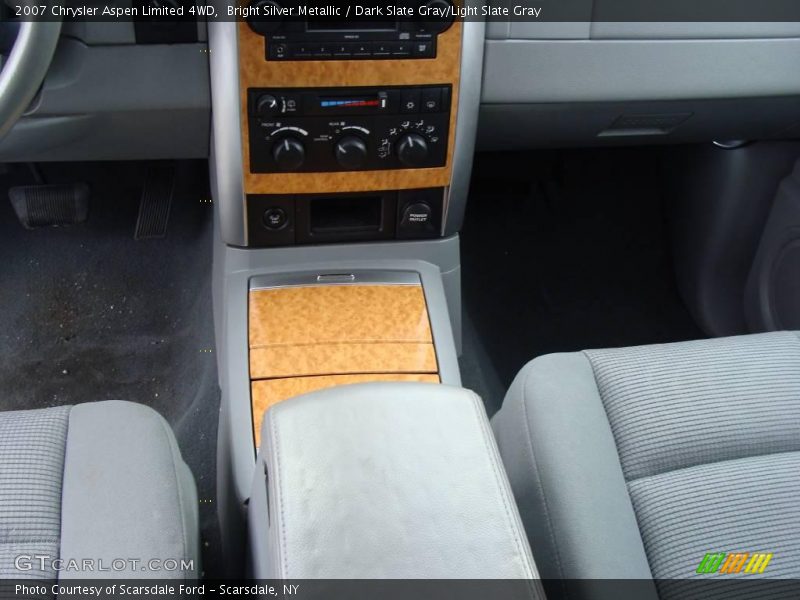 Bright Silver Metallic / Dark Slate Gray/Light Slate Gray 2007 Chrysler Aspen Limited 4WD