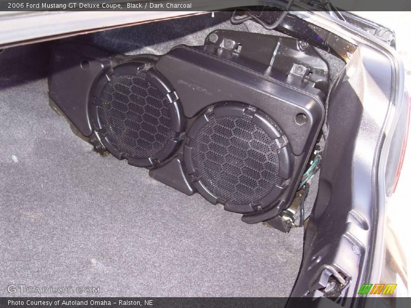Black / Dark Charcoal 2006 Ford Mustang GT Deluxe Coupe