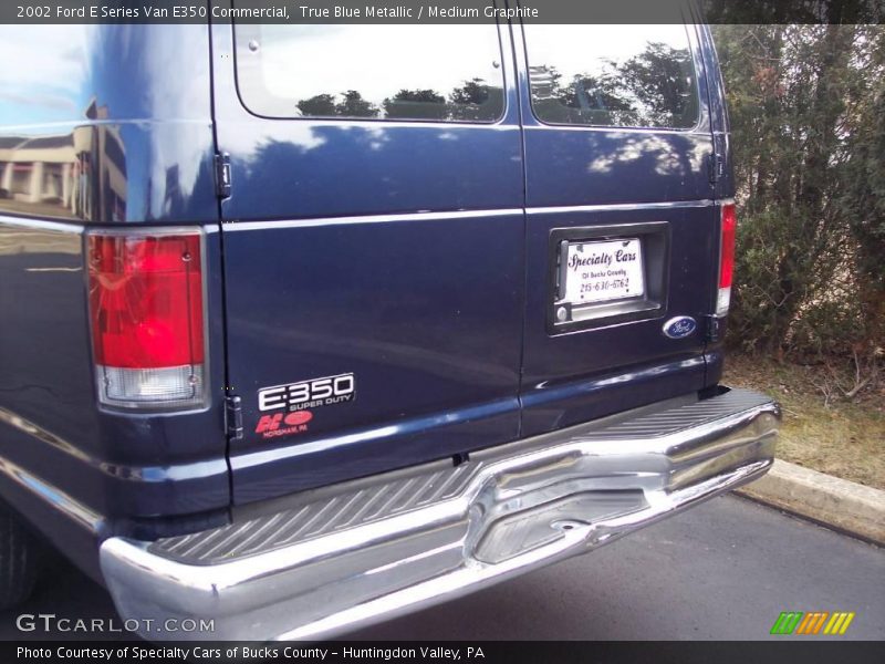 True Blue Metallic / Medium Graphite 2002 Ford E Series Van E350 Commercial