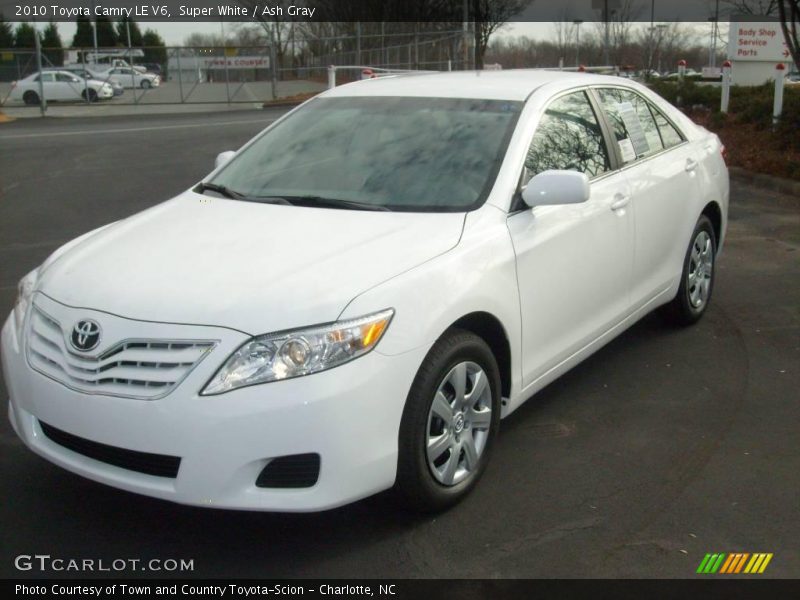 Super White / Ash Gray 2010 Toyota Camry LE V6
