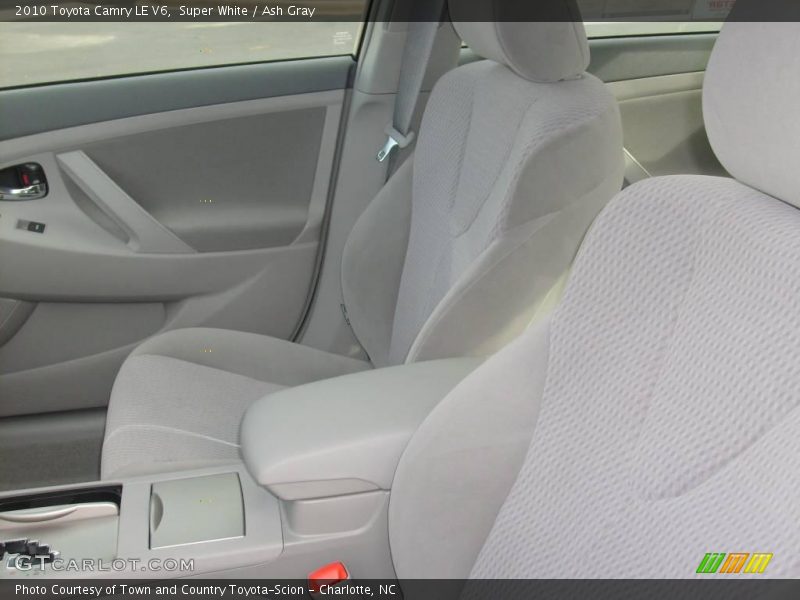 Super White / Ash Gray 2010 Toyota Camry LE V6