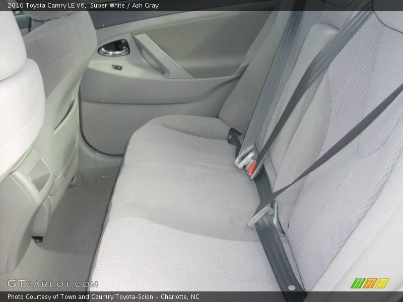 Super White / Ash Gray 2010 Toyota Camry LE V6