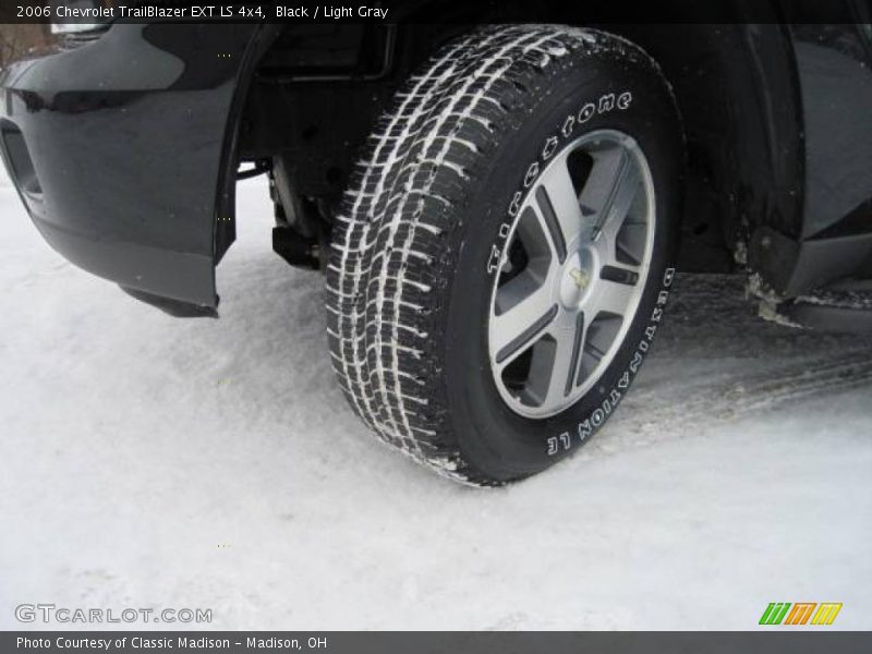 Black / Light Gray 2006 Chevrolet TrailBlazer EXT LS 4x4