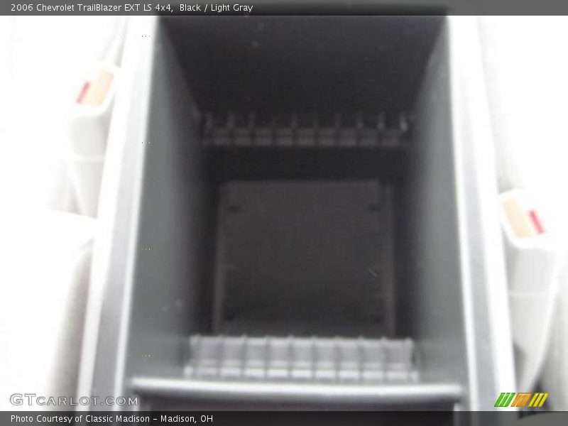 Black / Light Gray 2006 Chevrolet TrailBlazer EXT LS 4x4