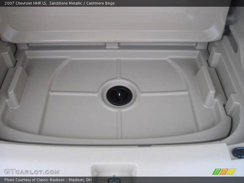 Sandstone Metallic / Cashmere Beige 2007 Chevrolet HHR LS