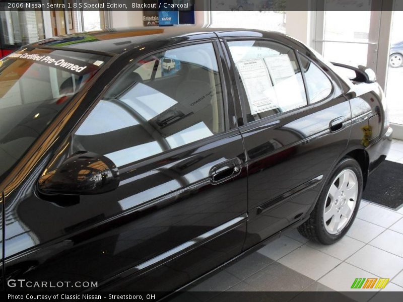 Blackout / Charcoal 2006 Nissan Sentra 1.8 S Special Edition