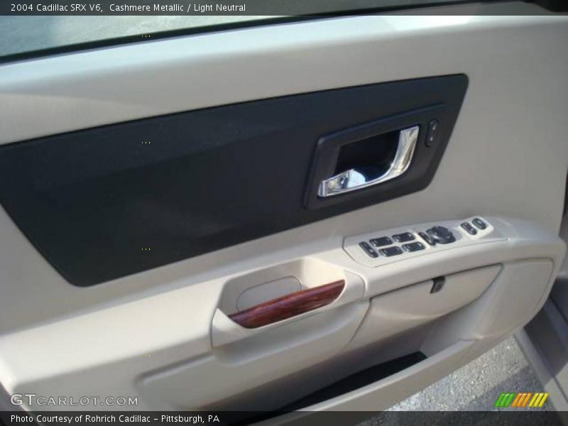 Cashmere Metallic / Light Neutral 2004 Cadillac SRX V6