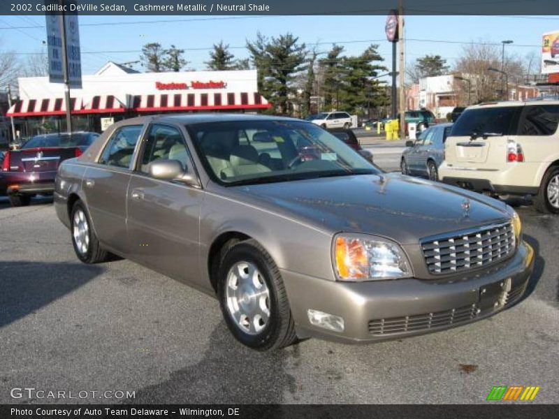 Cashmere Metallic / Neutral Shale 2002 Cadillac DeVille Sedan