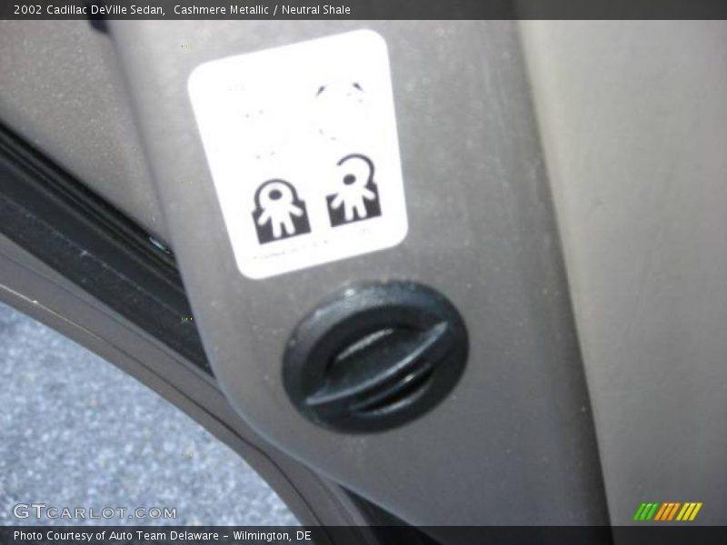 Cashmere Metallic / Neutral Shale 2002 Cadillac DeVille Sedan