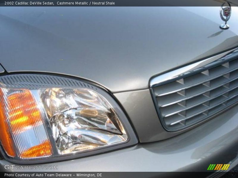 Cashmere Metallic / Neutral Shale 2002 Cadillac DeVille Sedan