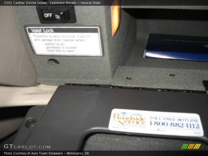 Cashmere Metallic / Neutral Shale 2002 Cadillac DeVille Sedan