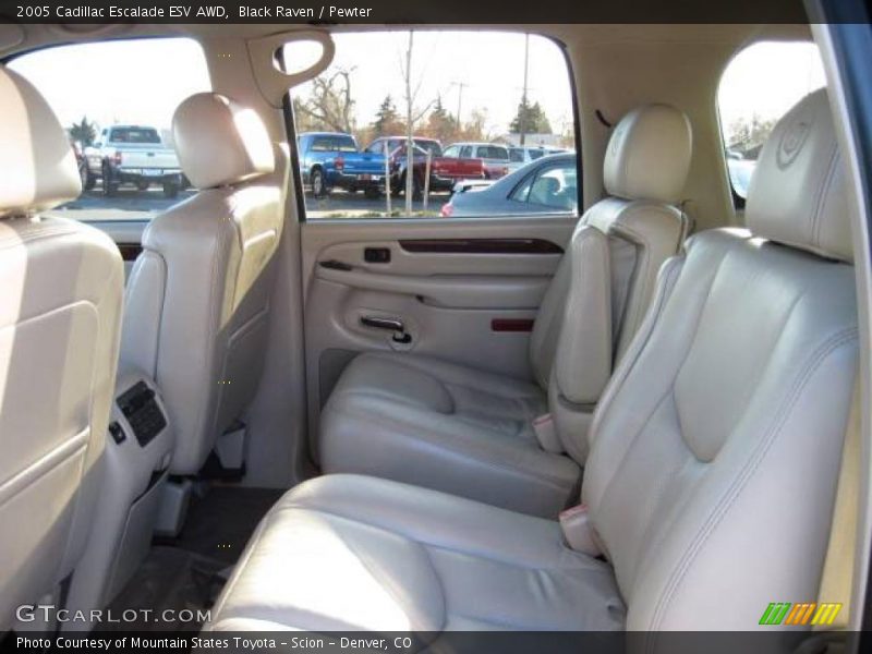 Black Raven / Pewter 2005 Cadillac Escalade ESV AWD