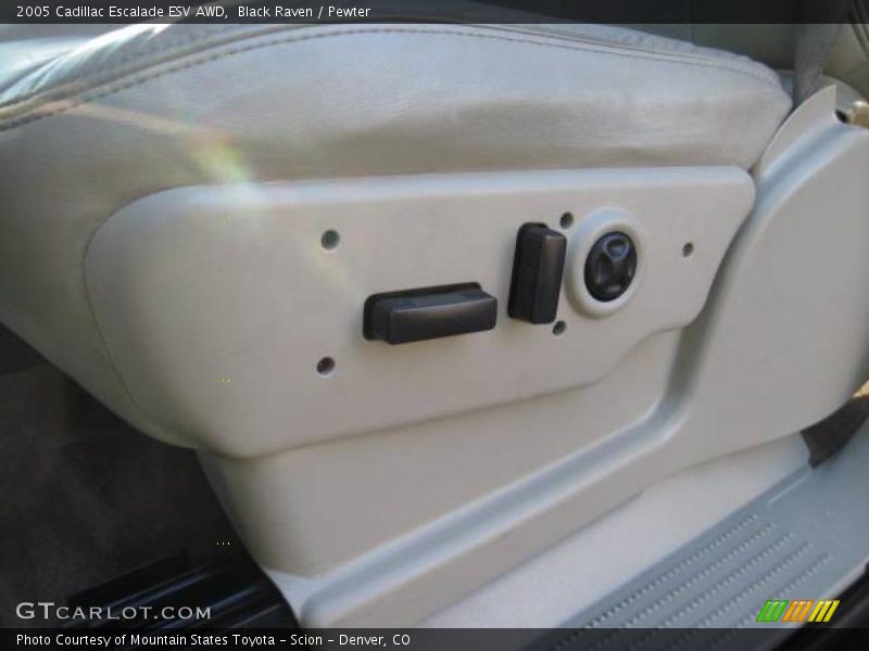 Black Raven / Pewter 2005 Cadillac Escalade ESV AWD